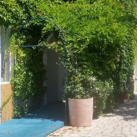Szálloda Les Lauriers Saint-Tropez