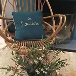 Les Lauriers Hotel