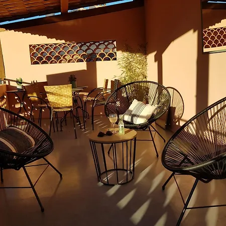 Hotel Les Lauriers 3*